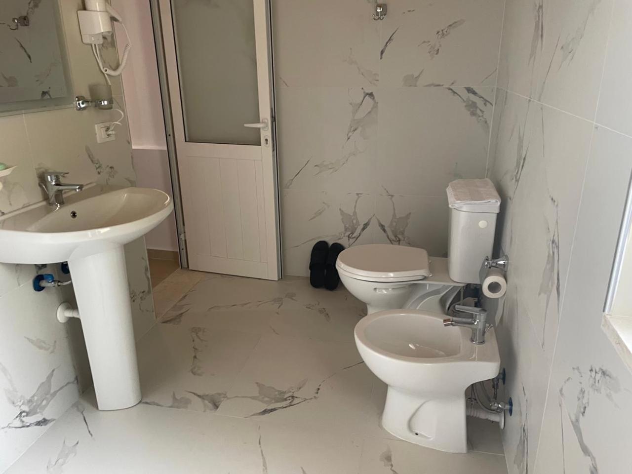 R Hotel Zhaban Kültér fotó